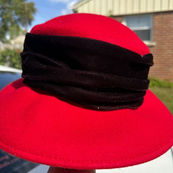 Vintage Galliano Sorbatti Red Fedora Felt Hat 100% Wool Black Bow Made In Italy